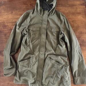 prAna women's green raincoat with liner